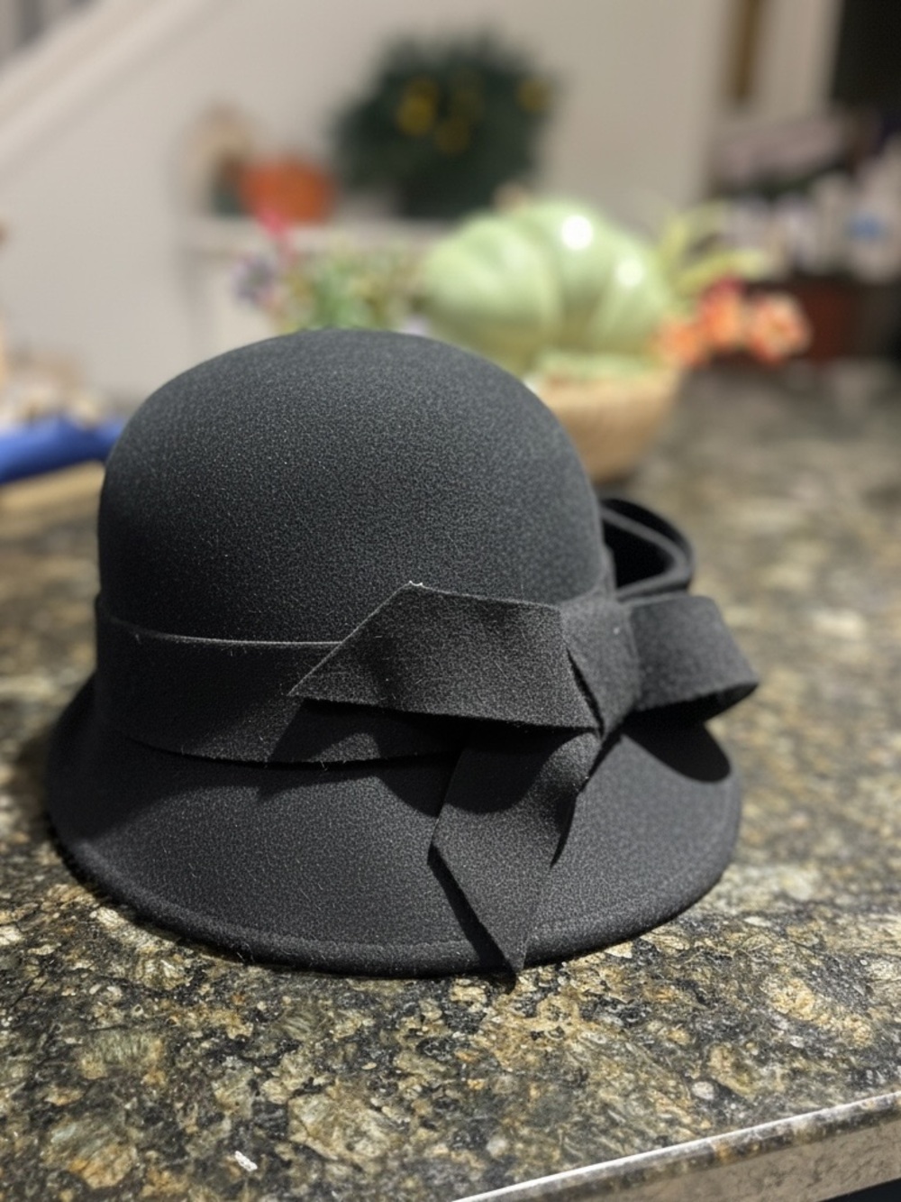 Classic Black Women’s Felt Cloche Hat with Bow